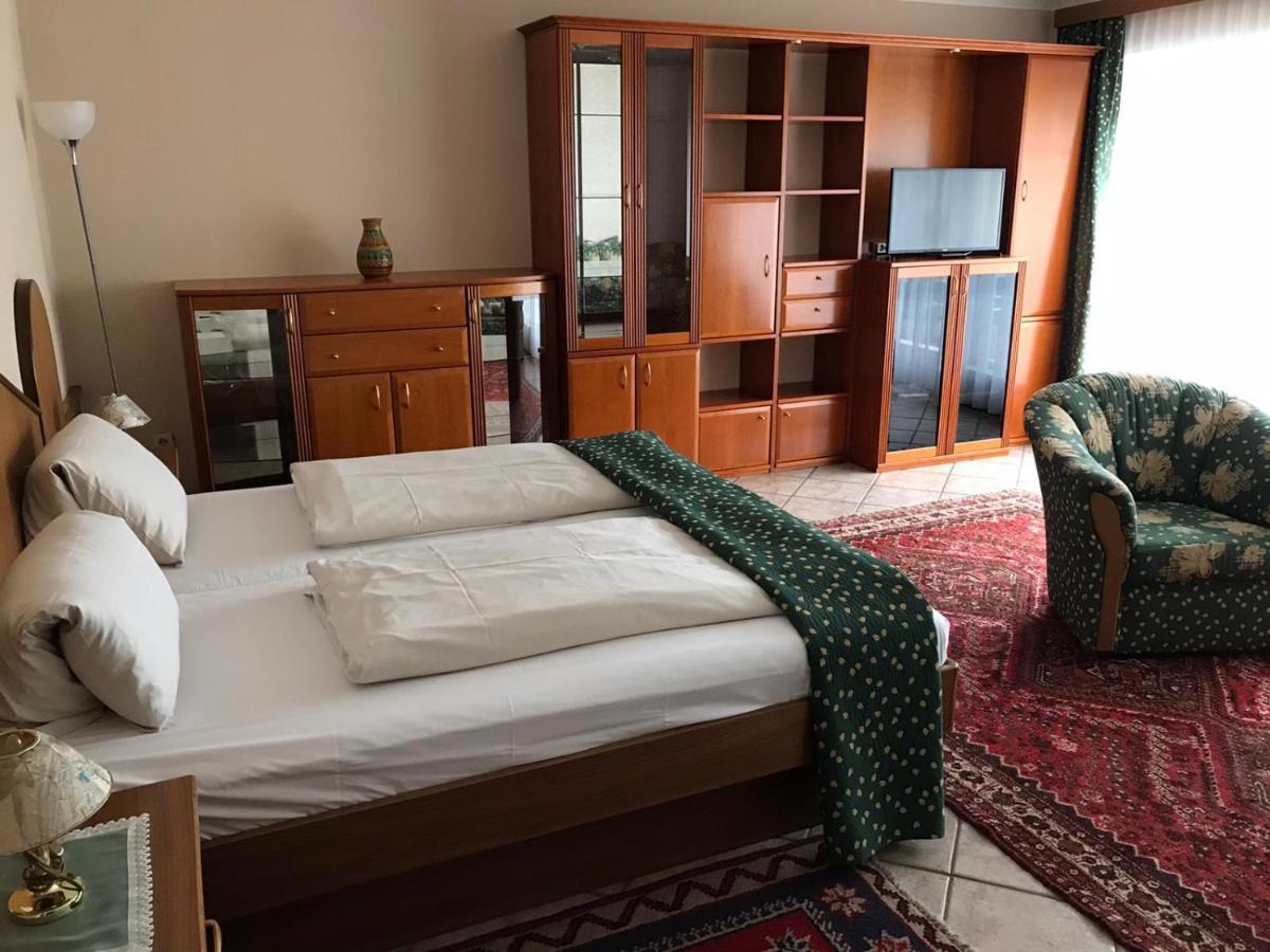Ferienanlage Seehof Krumpendorf Екстериор снимка