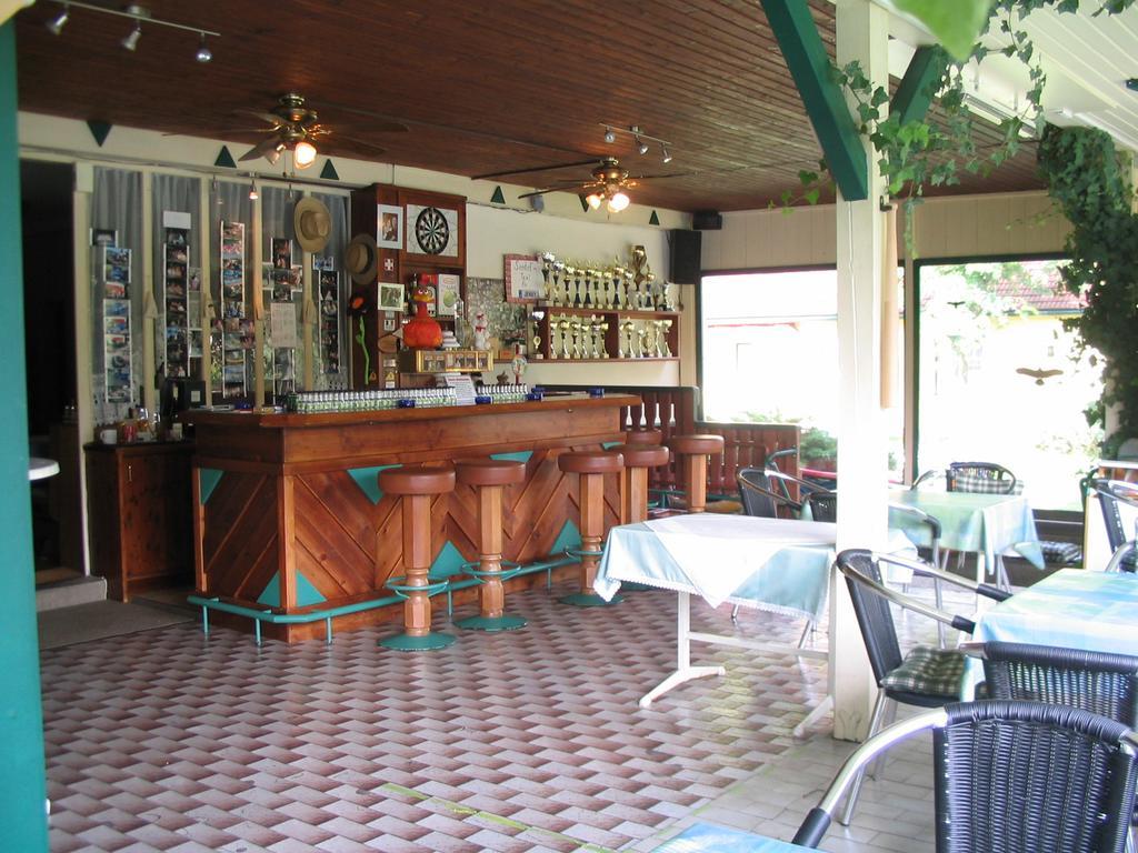 Ferienanlage Seehof Krumpendorf Екстериор снимка